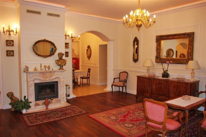 Gosciniec Rycerski Bed and Breakfast Paprotki Eksteriør billede