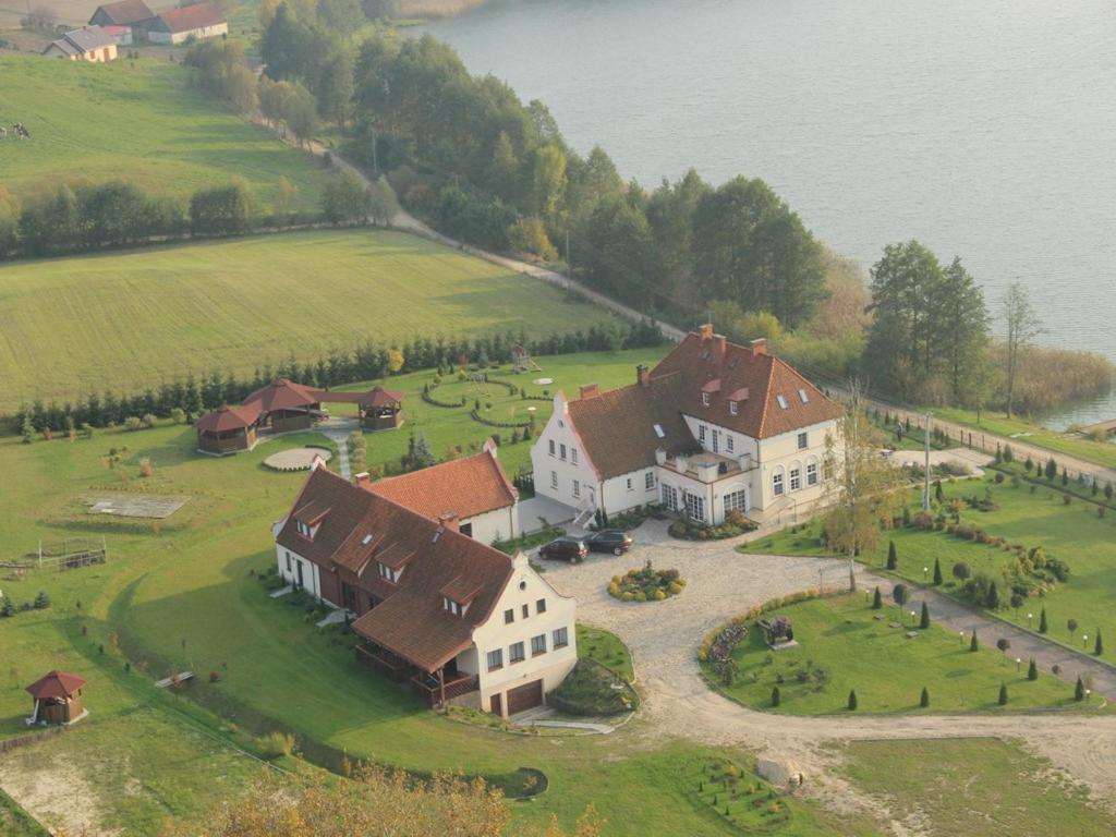Gosciniec Rycerski Bed and Breakfast Paprotki Eksteriør billede